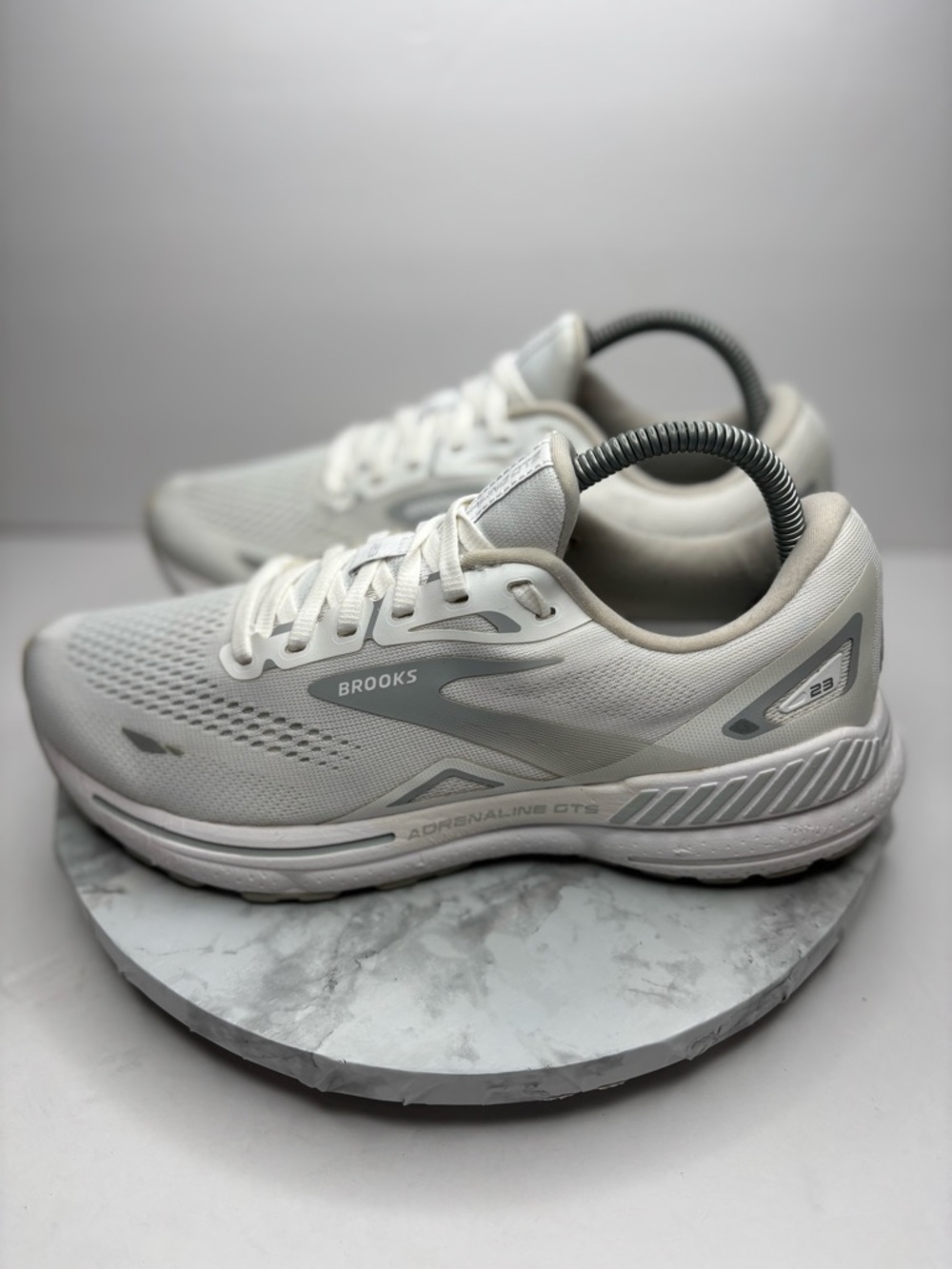 Size 9.5 - Brooks Adrenaline GTS 23 White Oyster W